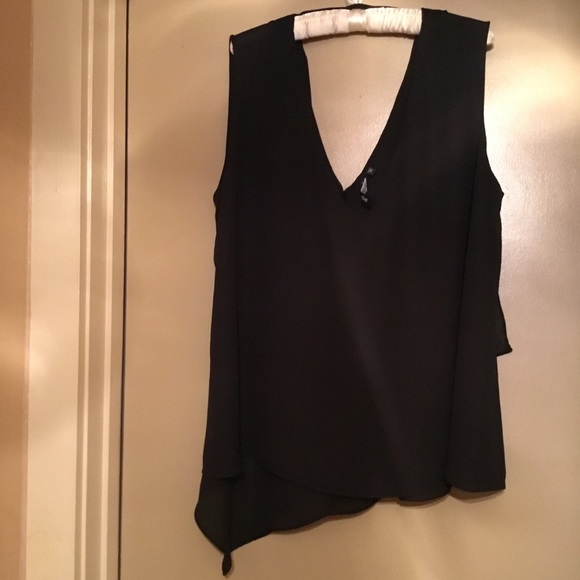 🖤🖤 LADIES PLUS SIZE ELEGANT SLEEVELESS TOP… - Picture 3 of 5
